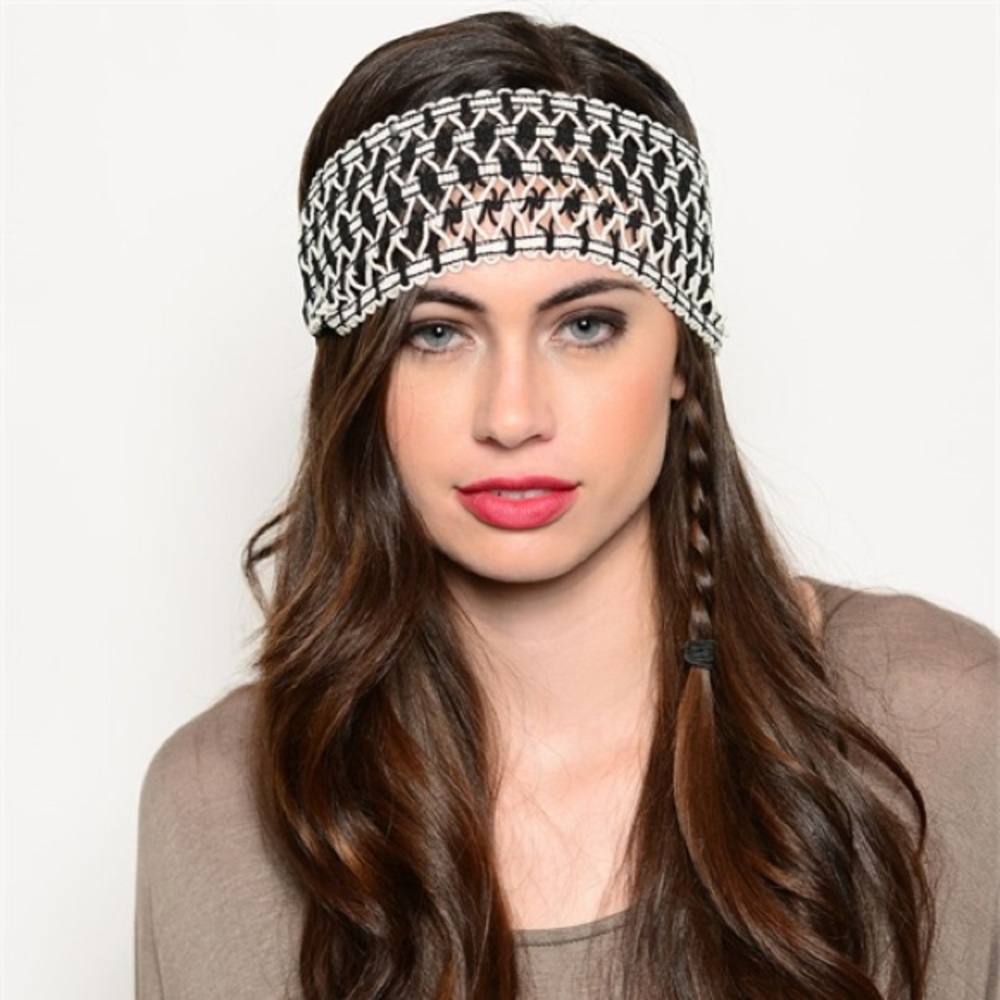 NWT BLACK WHITE BEADED HEADBAND